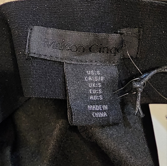 Faux leather short - Picture 3 of 3